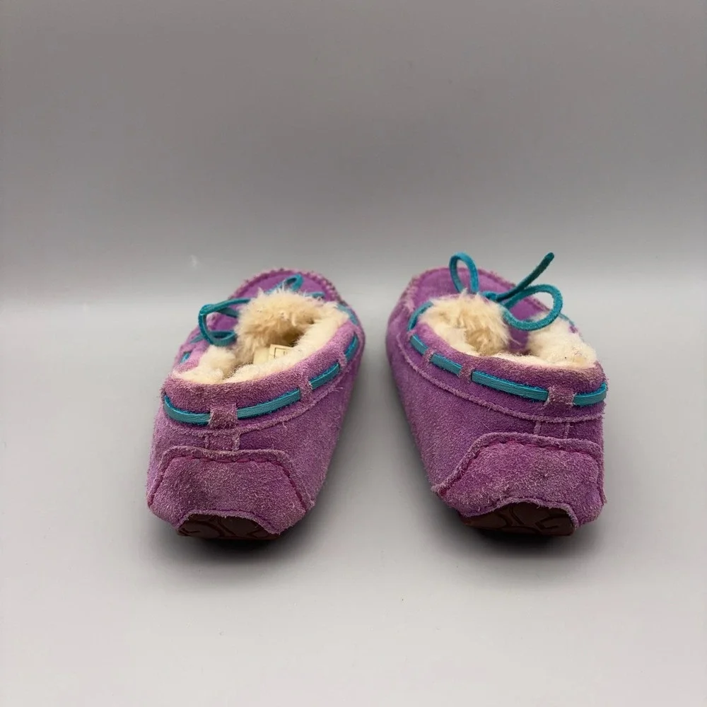 UGG Dakota Slippers Girls 2 Purple Solid Suede Shearling Lined Boho Comfort